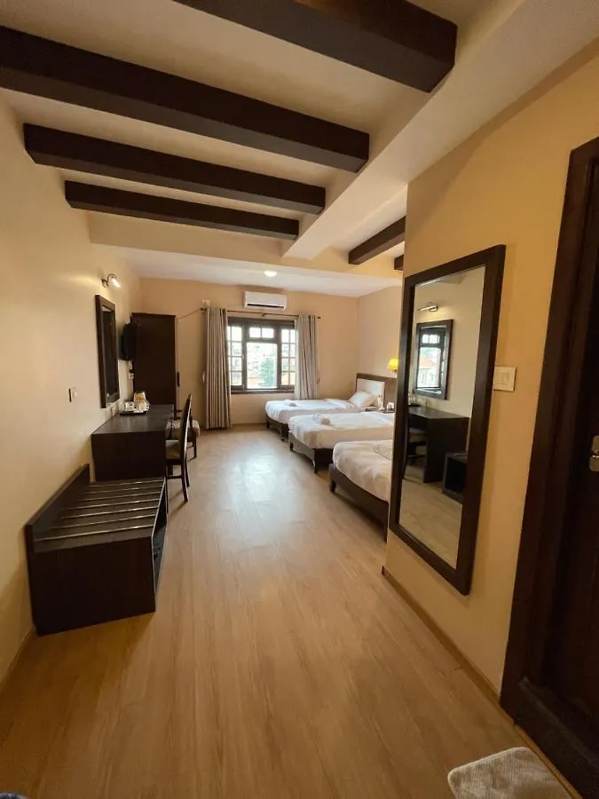 Hotel Yarlung Kathmandu 0*,